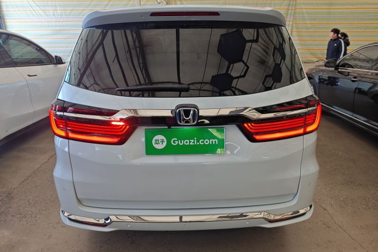 本田 艾力绅 2024款 2.0L e:HEV 豪华版车身外观6
