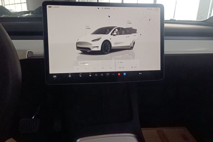 特斯拉 Model Y 2022款 长续航全轮驱动版中控内饰16