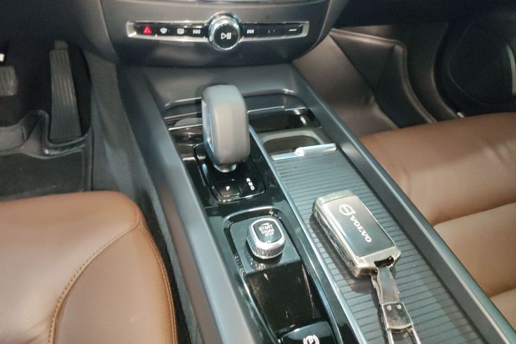 沃尔沃S60 2025款 B4 智逸豪华版局部细节18