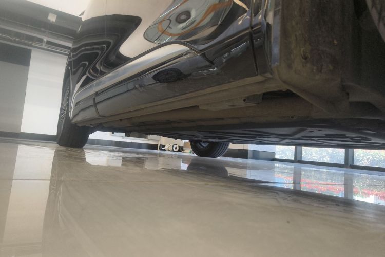 腾势D9 2022款 DM-i 970 四驱尊荣型局部细节9001