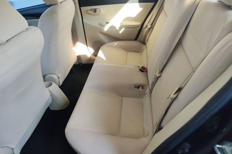 丰田 威驰 2014款 1.3L 手动型尚版中控内饰21