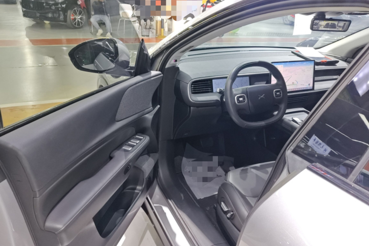 小鹏G6 2023款 755 超长续航 Pro中控内饰20