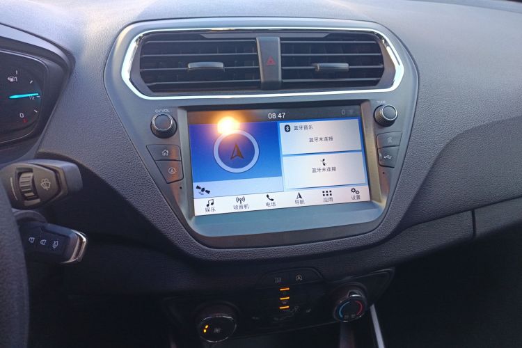 福特 福睿斯 2019款 1.5L 自动质享型中控内饰16
