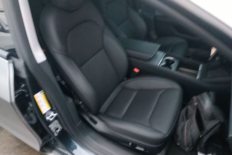 特斯拉 Model 3 2023款 后轮驱动版局部细节41