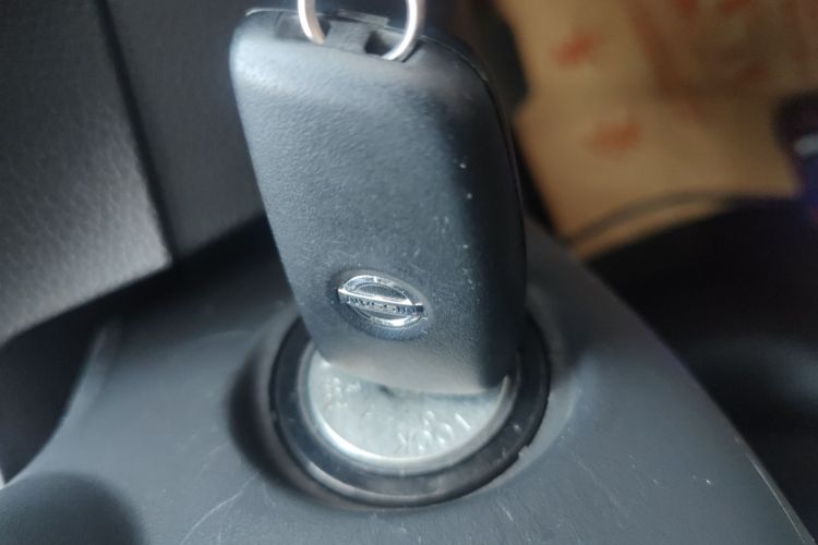 日产 轩逸 2024款 经典 1.6XE CVT舒适版中控内饰11