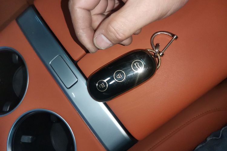 理想汽车 理想L7 2023款 Pro中控内饰7001