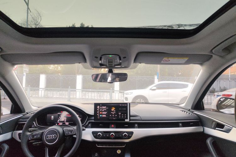 奥迪A4L 2022款 40 TFSI 时尚动感型局部细节22