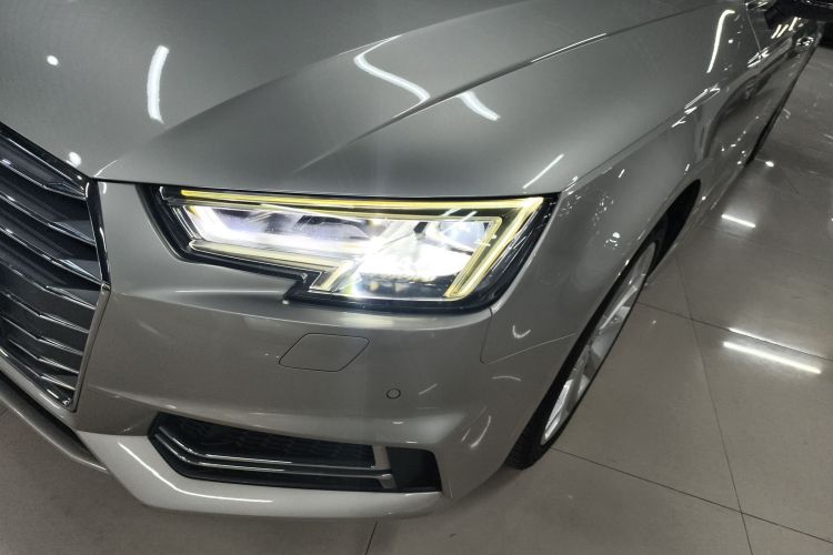 奥迪A4L 2018款 30周年年型 45 TFSI quattro 个性运动版车身外观36