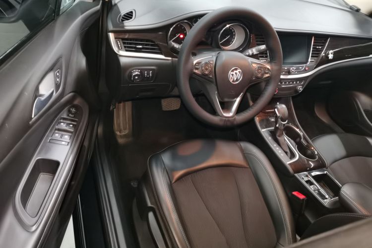 别克 威朗 2018款 三厢 20T 双离合领先型中控内饰7003