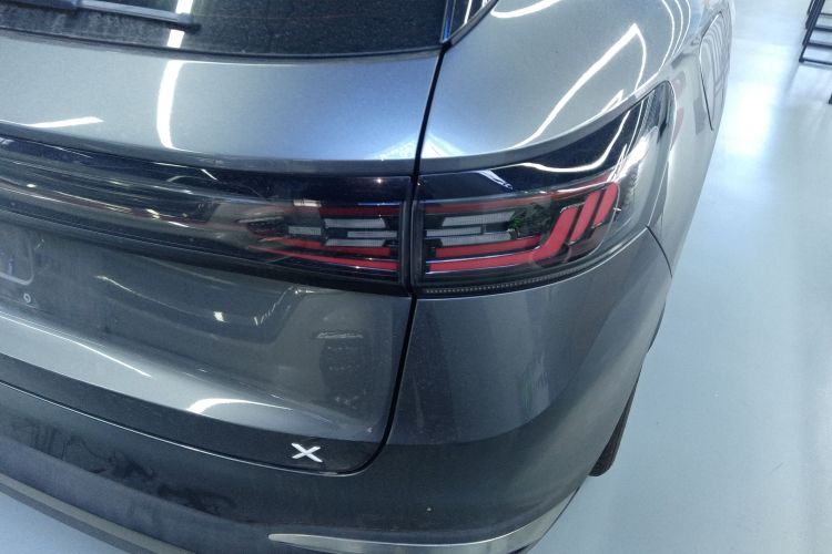 大众 ID.4 X 2021款 Pro 极智长续航版车身外观6006