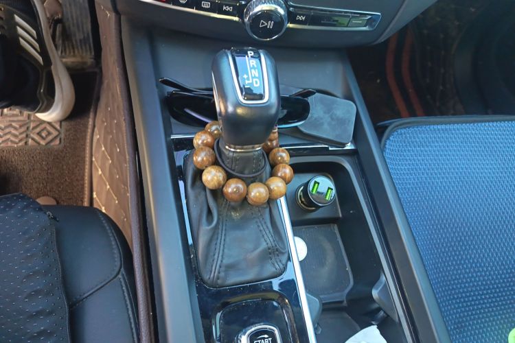 沃尔沃XC60 2021款 T5 四驱智逸豪华版中控内饰18