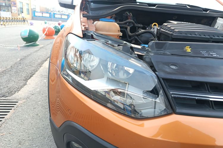 大众 2016款 1.6L Cross Polo 自动车身外观8