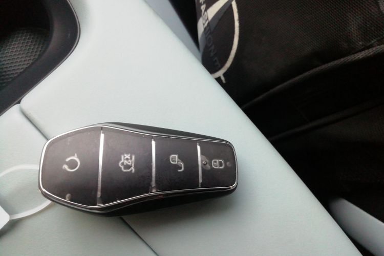 比亚迪 海鸥 2024款 荣耀版 305km 活力版中控内饰11