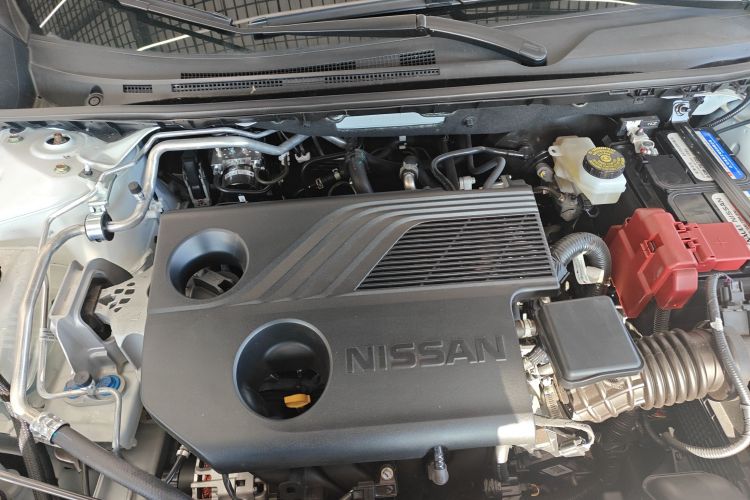 日产 轩逸 2023款 改款 1.6L CVT悦享版机舱底盘24