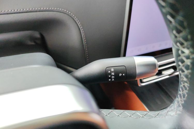 理想汽车 理想L6 2024款 Max中控内饰18