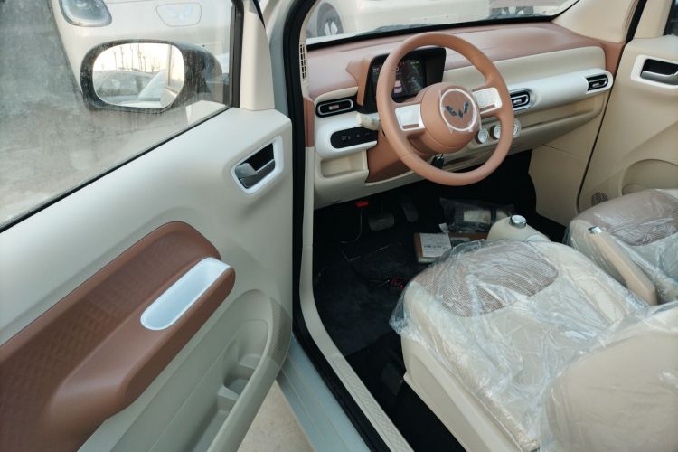 五菱汽车 宏光MINIEV 2024款 第三代 215km 青春版中控内饰20