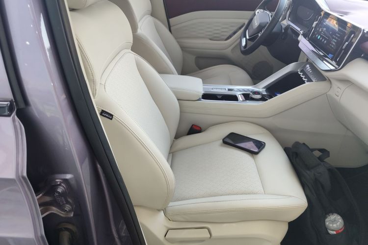 五菱汽车 五菱星云 2023款 2.0L DHT 旗舰版局部细节41