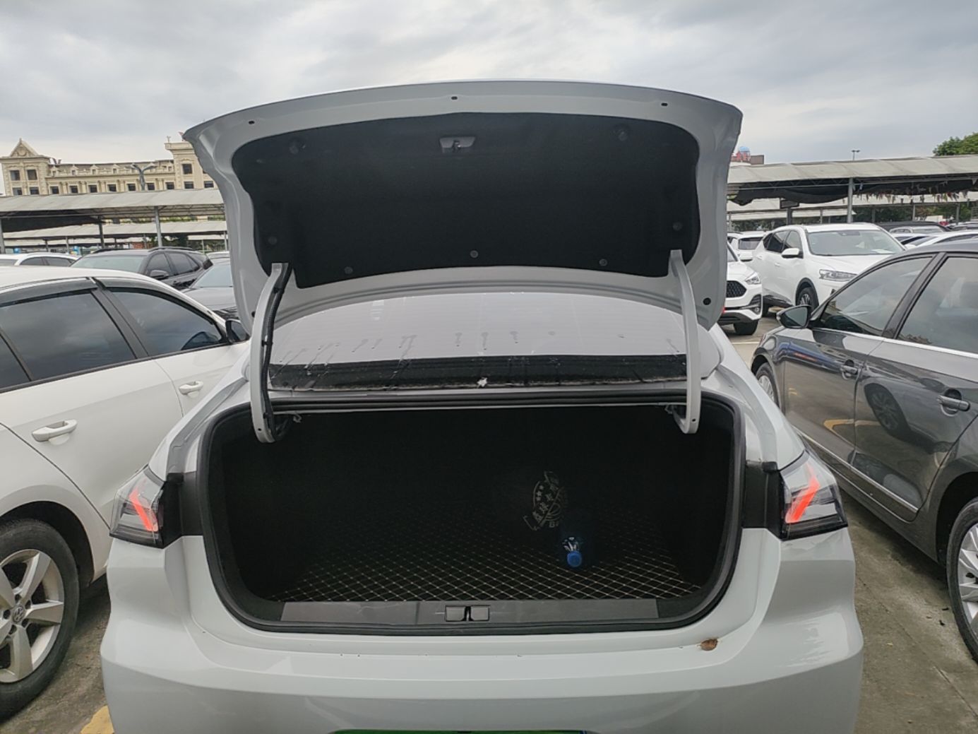 车300二手车图片