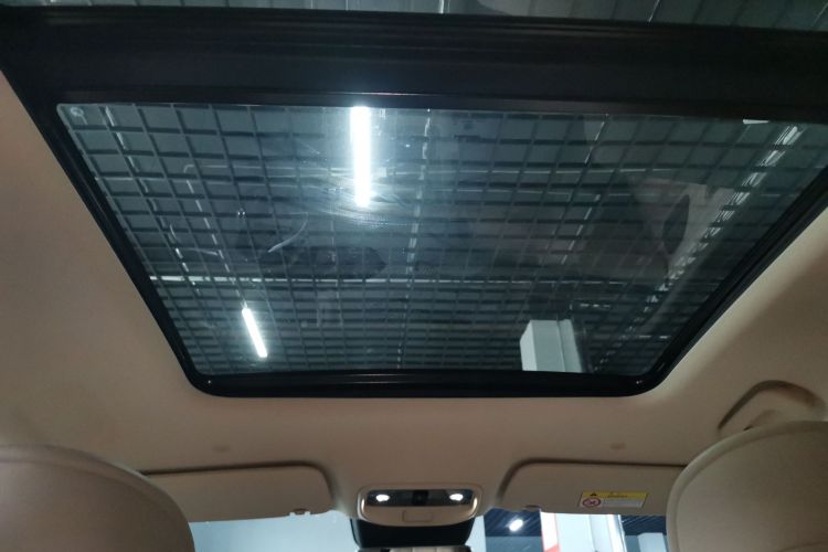 鸿蒙智行 问界M7 2022款 1.5T 后驱舒适版中控内饰22