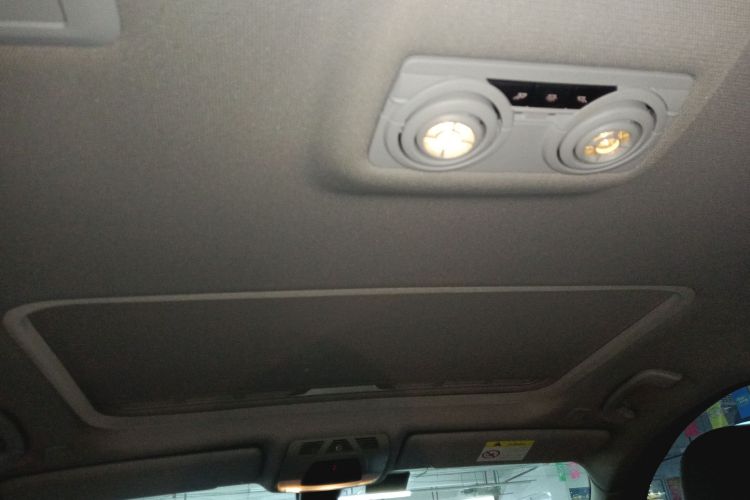 宝马3系 2017款 320Li M运动型局部细节22