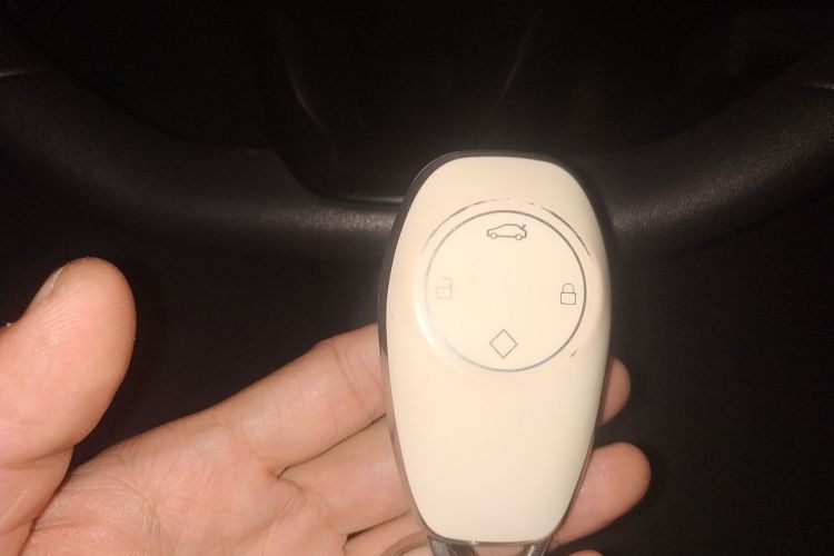 零跑汽车 零跑T03 2021款 400轻享版 三元锂中控内饰7001