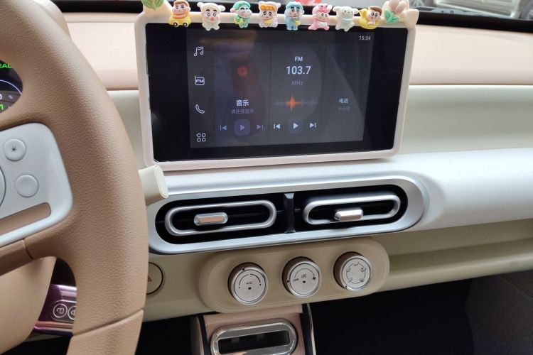 五菱汽车 宏光MINIEV 2024款 第三代 215km 进阶版中控内饰16