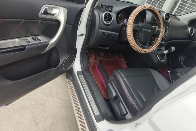 哈弗H6 2015款 升级版 1.5T 手动两驱精英型中控内饰20