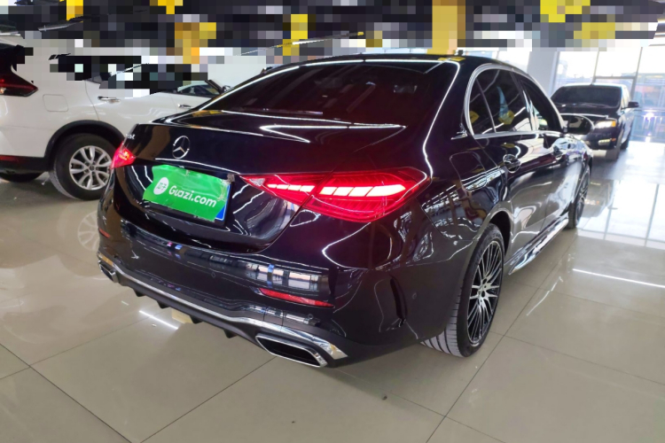 奔驰C级 2025款 C 260 L 运动版车身外观7