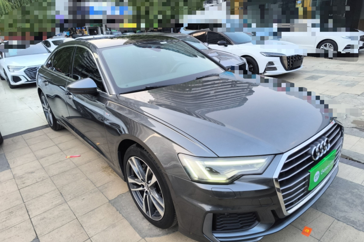 奥迪A6L 2019款 40 TFSI 豪华动感型车身外观3