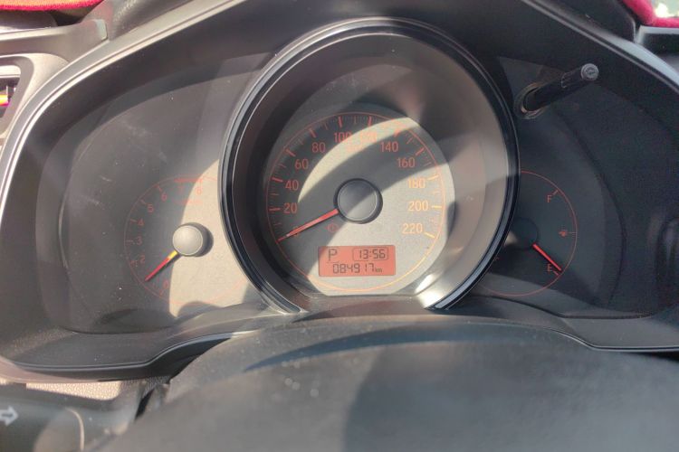 本田 飞度 2014款 1.5L LX CVT舒适型中控内饰14