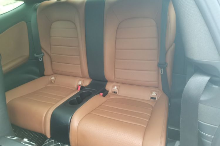 奔驰C级(进口) 2017款 C 200 轿跑版中控内饰7004