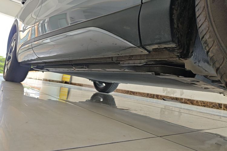 比亚迪 元PLUS 2022款 510KM 旗舰型机舱底盘29