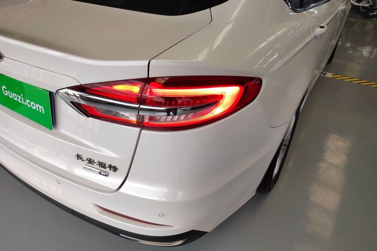 福特 蒙迪欧 2020款 EcoBoost 180 时尚型车身外观6006