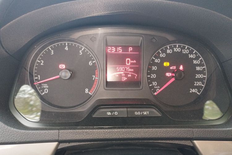 大众 捷达 2016款 1.6L 25周年纪念版中控内饰14