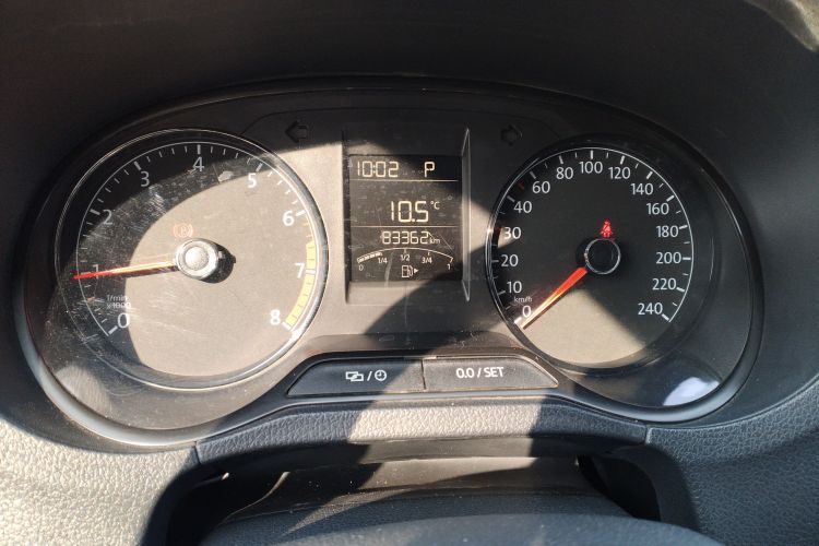 大众 Polo 2016款 1.4L 自动风尚型中控内饰14