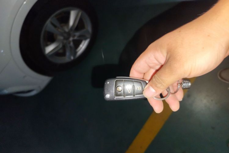 奥迪Q3 2017款 30 TFSI 风尚型中控内饰11