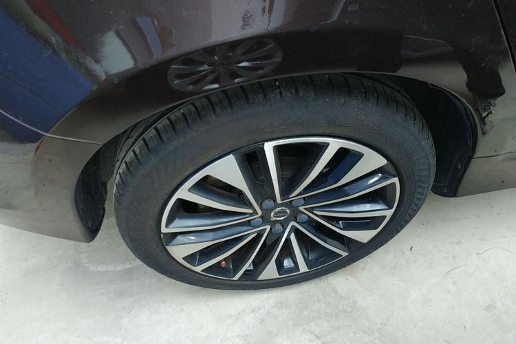 沃尔沃S60 2019款 S60L T5 智远版车身外观6003