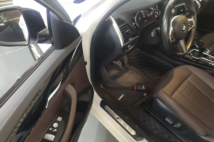 宝马X3 2018款 xDrive25i M运动套装 国VI中控内饰20