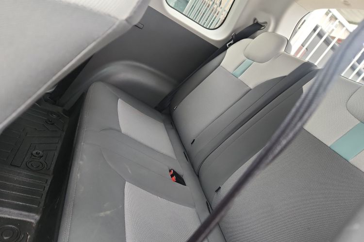 长安启源 长安Lumin 2022款 155km 清甜款中控内饰21