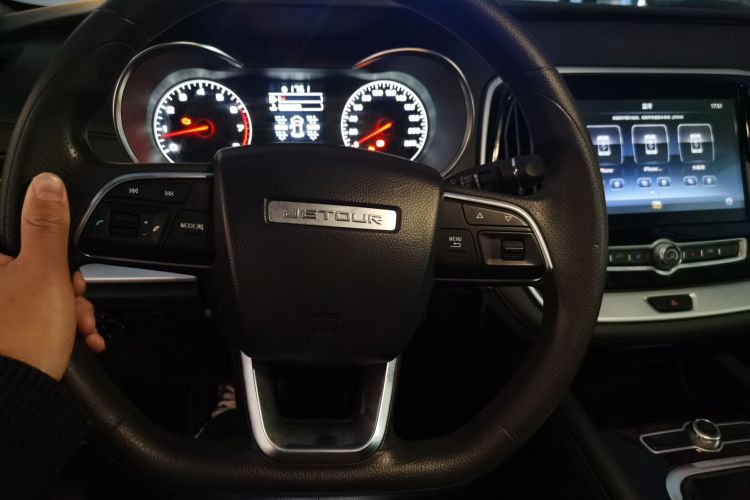 捷途X70 2018款 1.5T 手动畅行版中控内饰7002