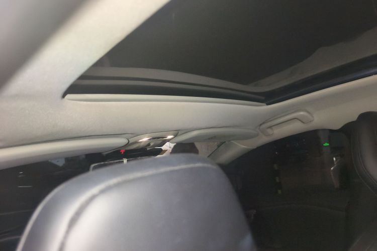 沃尔沃V40 2016款 T3 智逸版中控内饰22