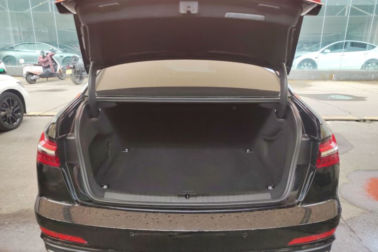 奥迪A6L 2019款 45 TFSI 臻选动感型局部细节23