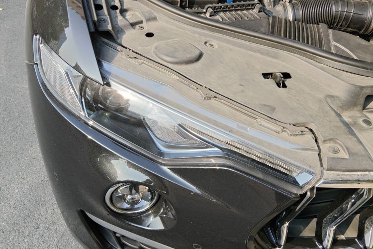 玛莎拉蒂 Levante 2022款 2.0T GT锋芒版车身外观8