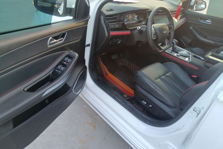 奇瑞 艾瑞泽5 PLUS 2021款 小泽 1.5L CVT享PLUS中控内饰7003