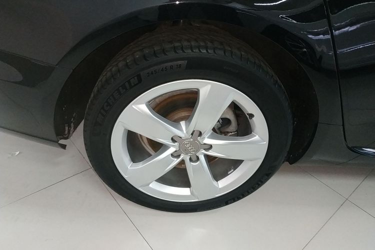 奥迪A6L 2014款 30 FSI 豪华型车身外观6008