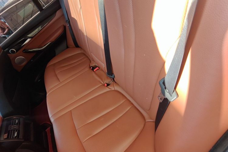 宝马X5（平行进口） 中控内饰21