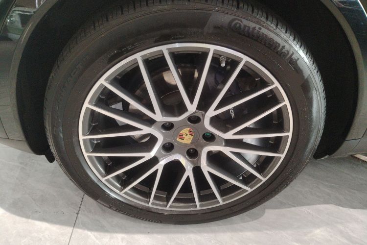 保时捷 2019款 Cayenne 3.0T车身外观6007