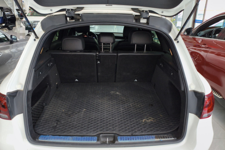 奔驰GLC 2020款 改款 GLC 300 L 4MATIC 动感型中控内饰23