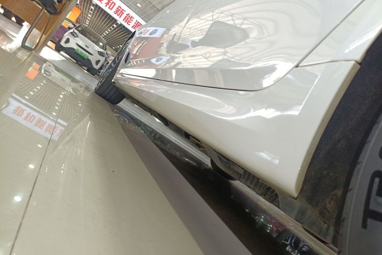 宝马5系新能源 2022款 改款 535Le M运动套装局部细节9002