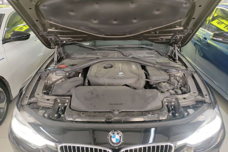 宝马3系 2019款 320Li 时尚型机舱底盘24